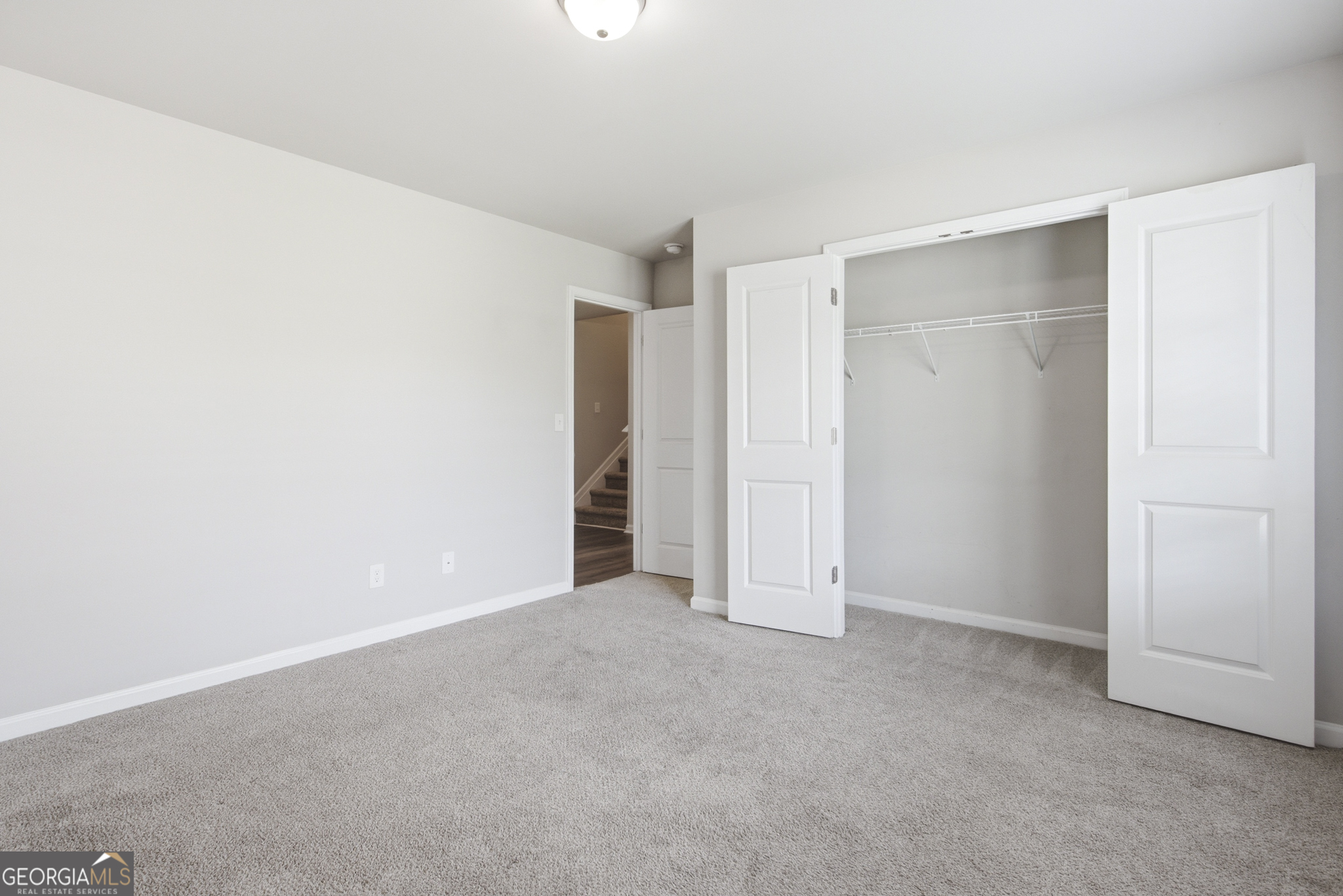 121 W Lexington Avenue