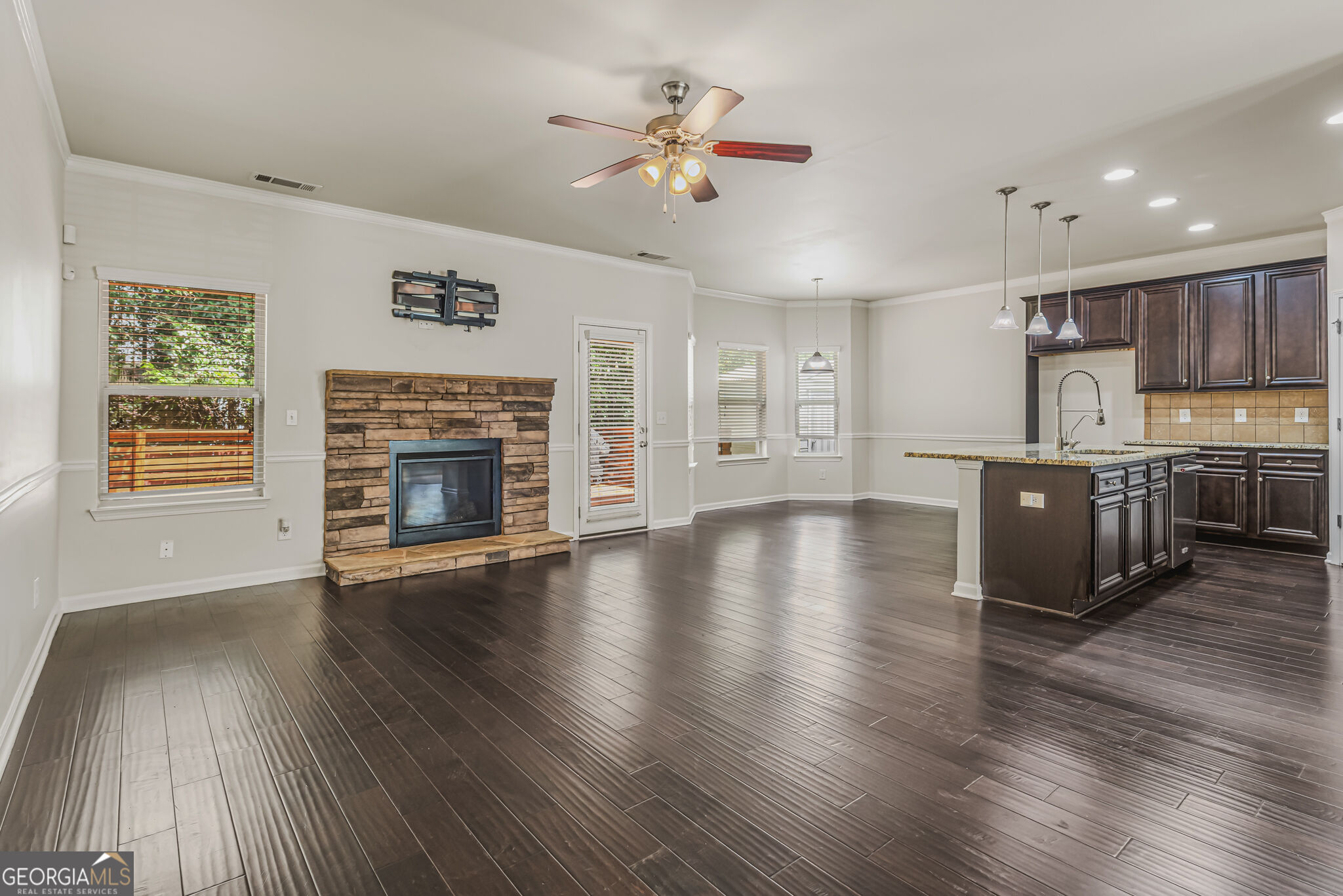 9372 Lantana Trail