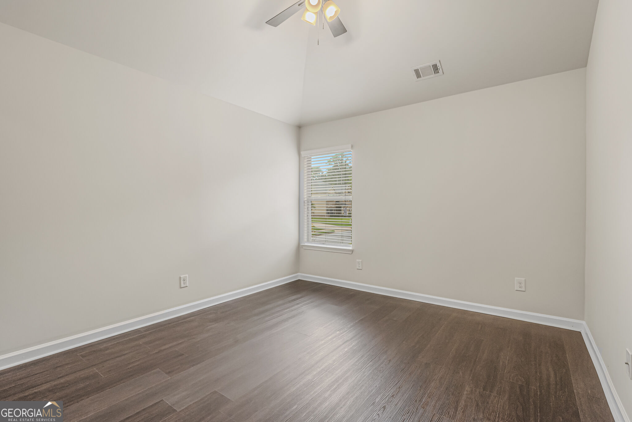 9372 Lantana Trail