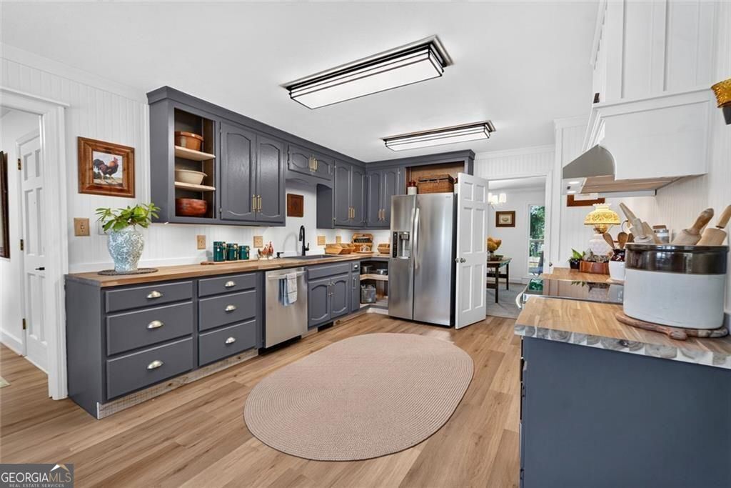 961 Birdie Road
