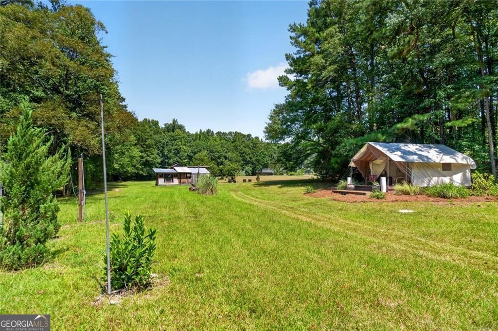 961 Birdie Road