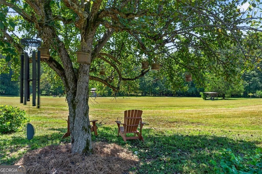 961 Birdie Road
