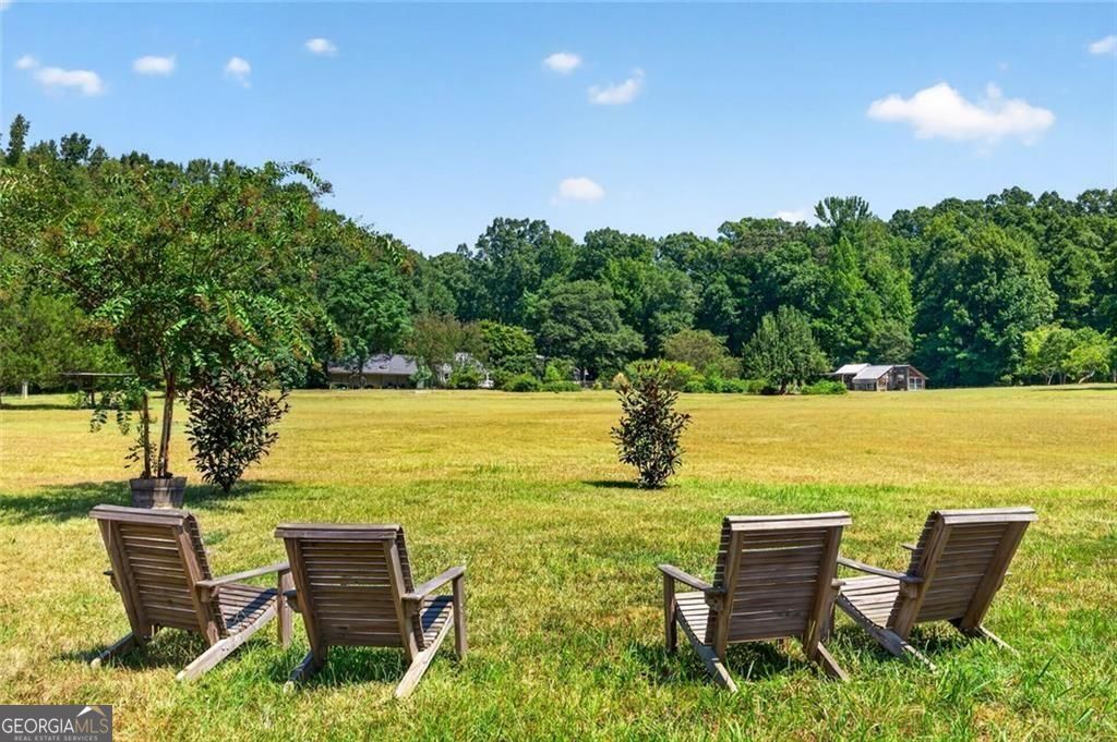 961 Birdie Road