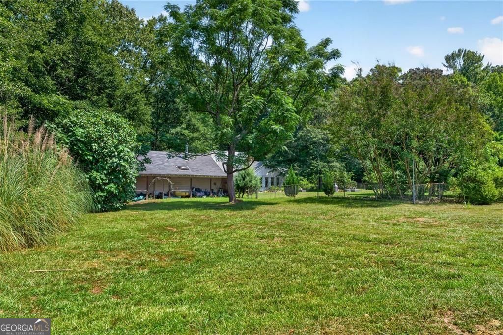 961 Birdie Road