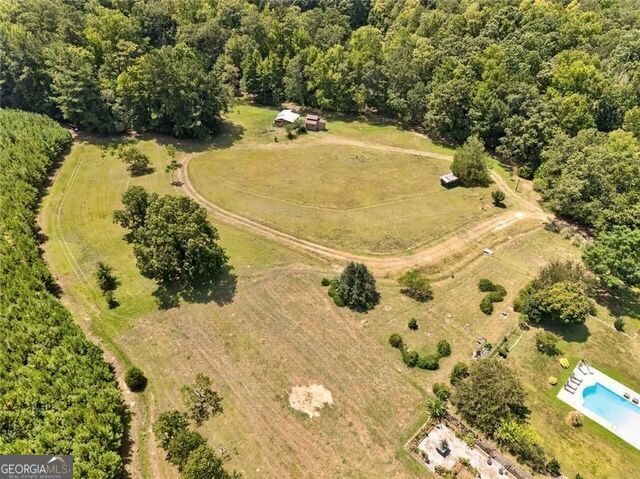 961 Birdie Road