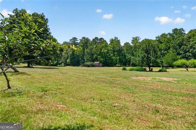 961 Birdie Road