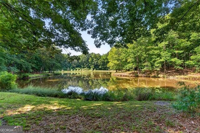 961 Birdie Road