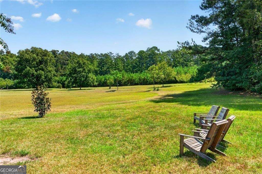 961 Birdie Road