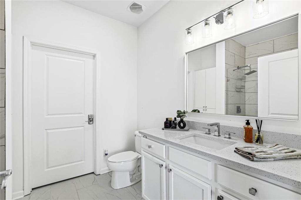 3040 Peachtree Road NW Unit 1811