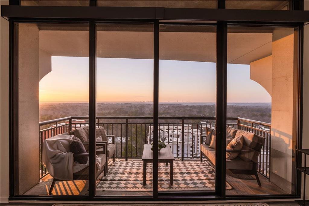 3040 Peachtree Road NW Unit 1811