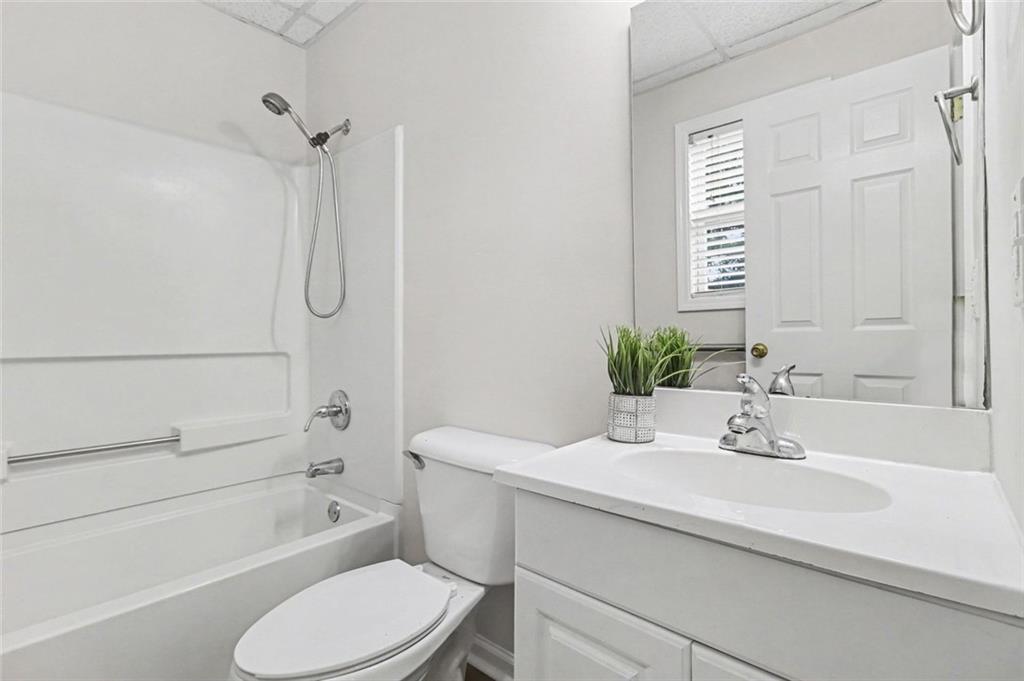 8936 Dornoch Circle
