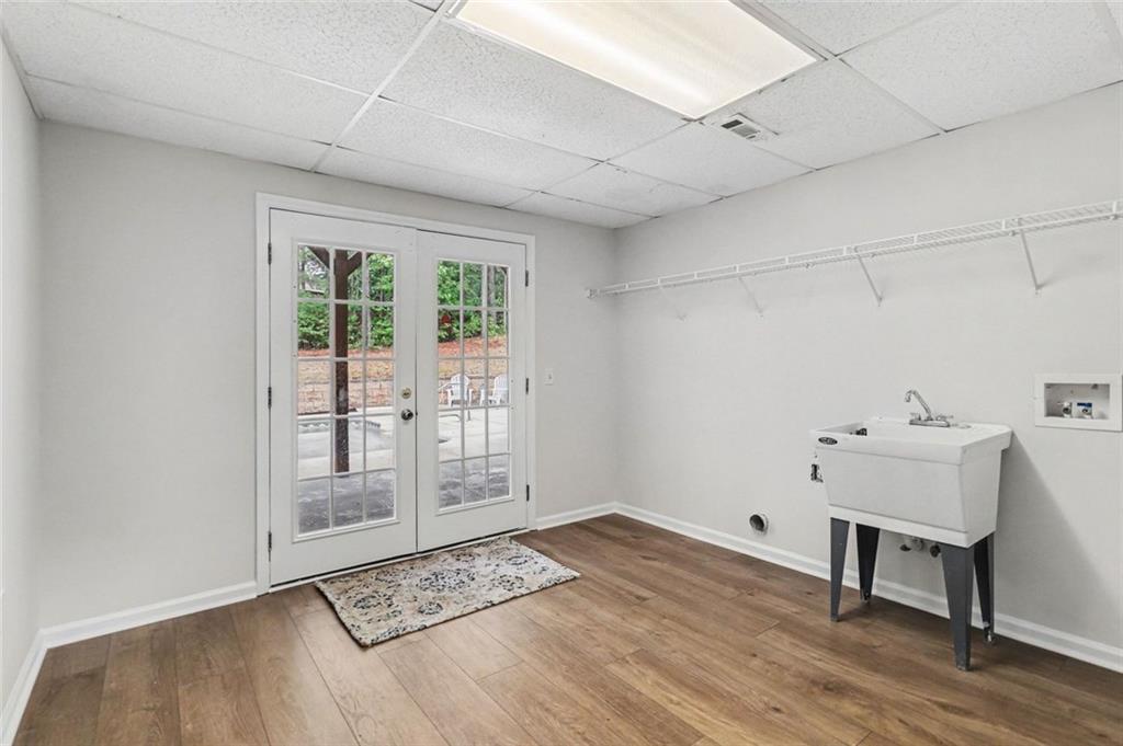 8936 Dornoch Circle