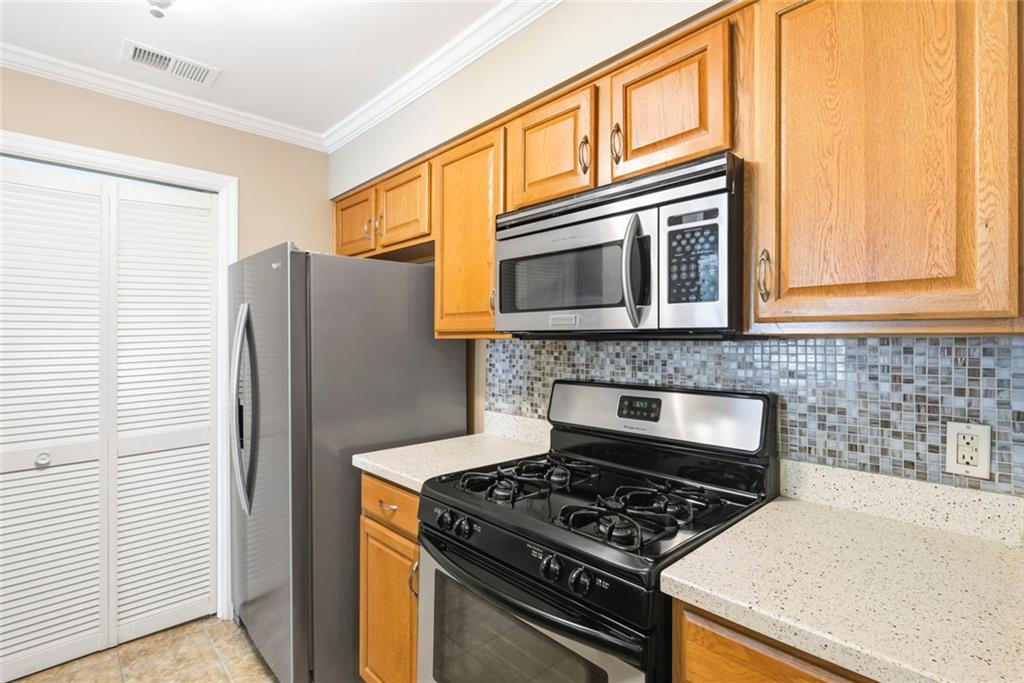 728 Ridgefield Drive
