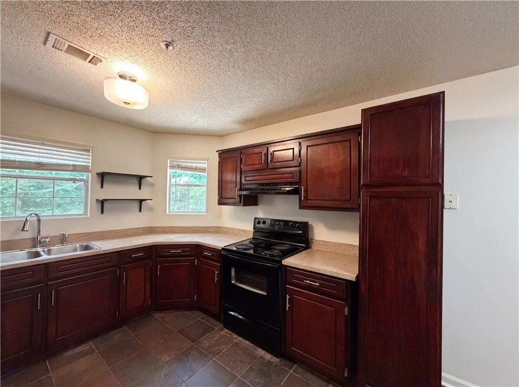3753 Soapstone Road