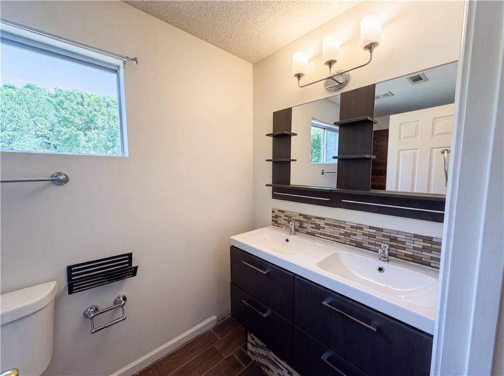 3753 Soapstone Road
