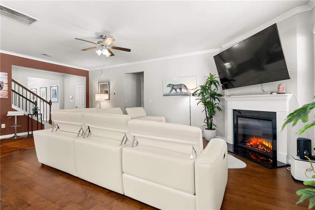 1476 Harlequin Way