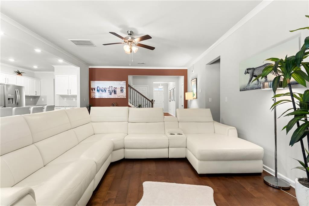 1476 Harlequin Way