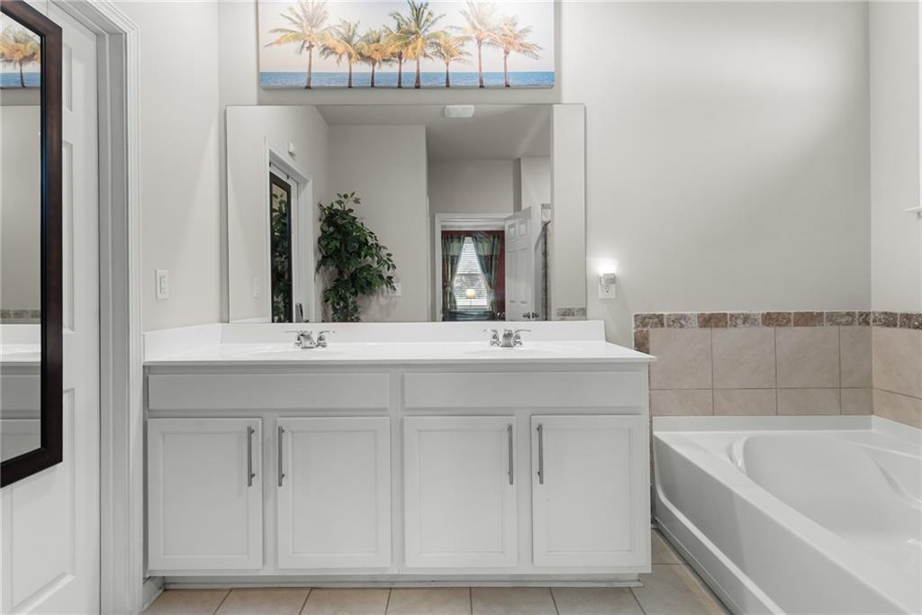 1476 Harlequin Way
