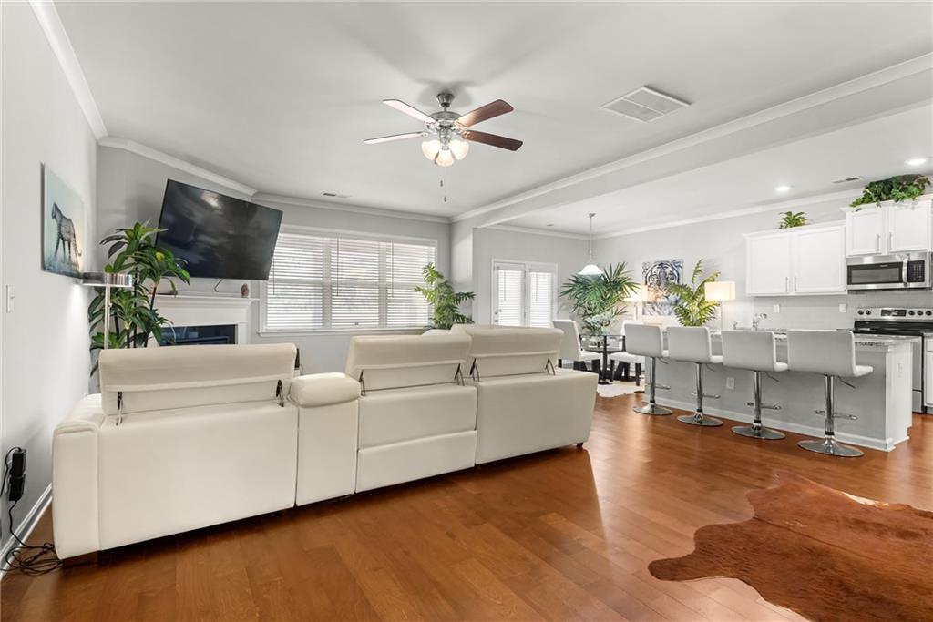 1476 Harlequin Way