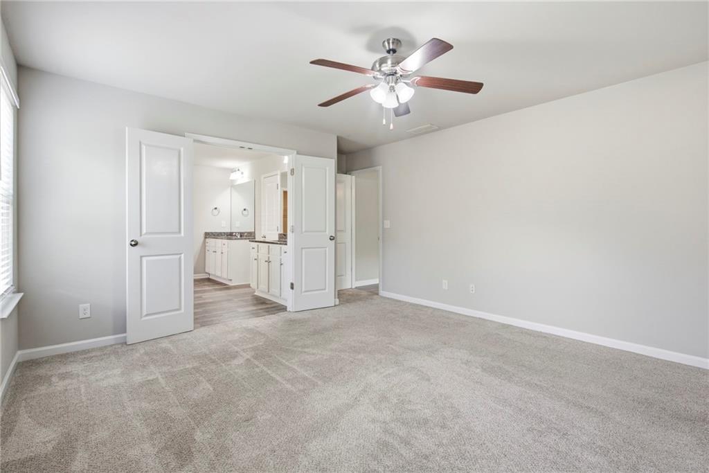 121 W Lexington Avenue