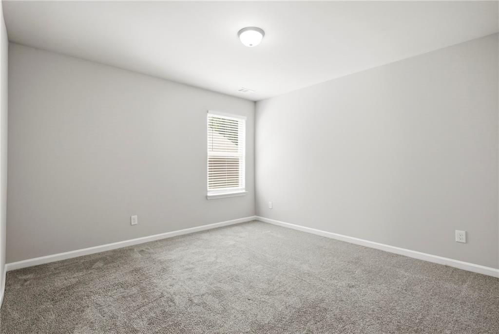 121 W Lexington Avenue