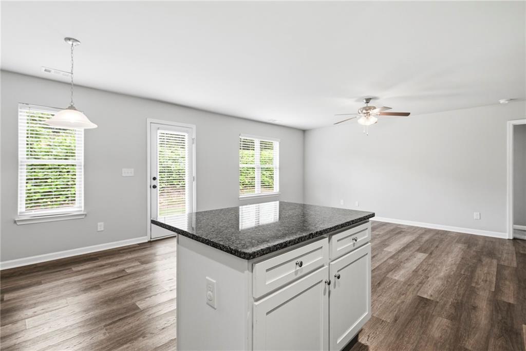 121 W Lexington Avenue