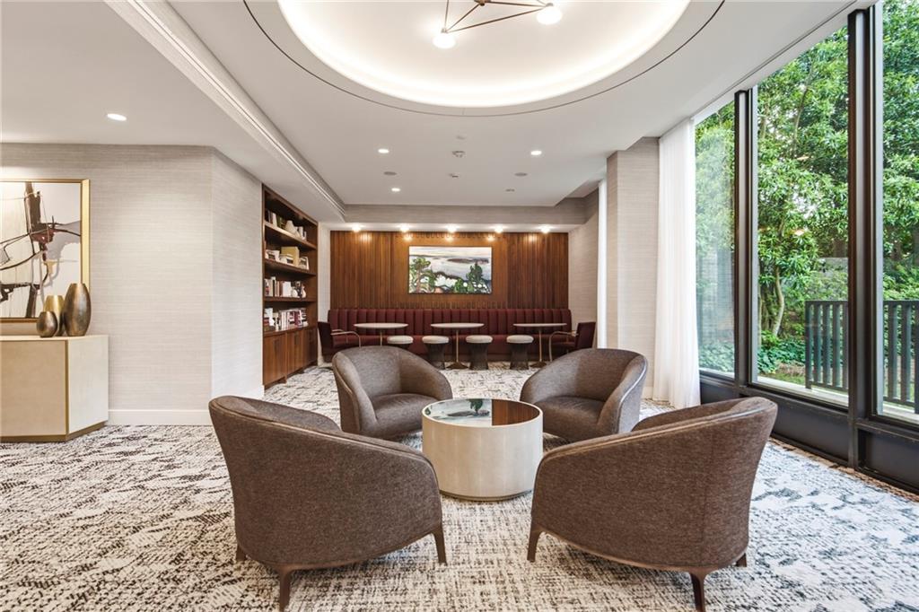 2575 Peachtree Road NE Unit 2E