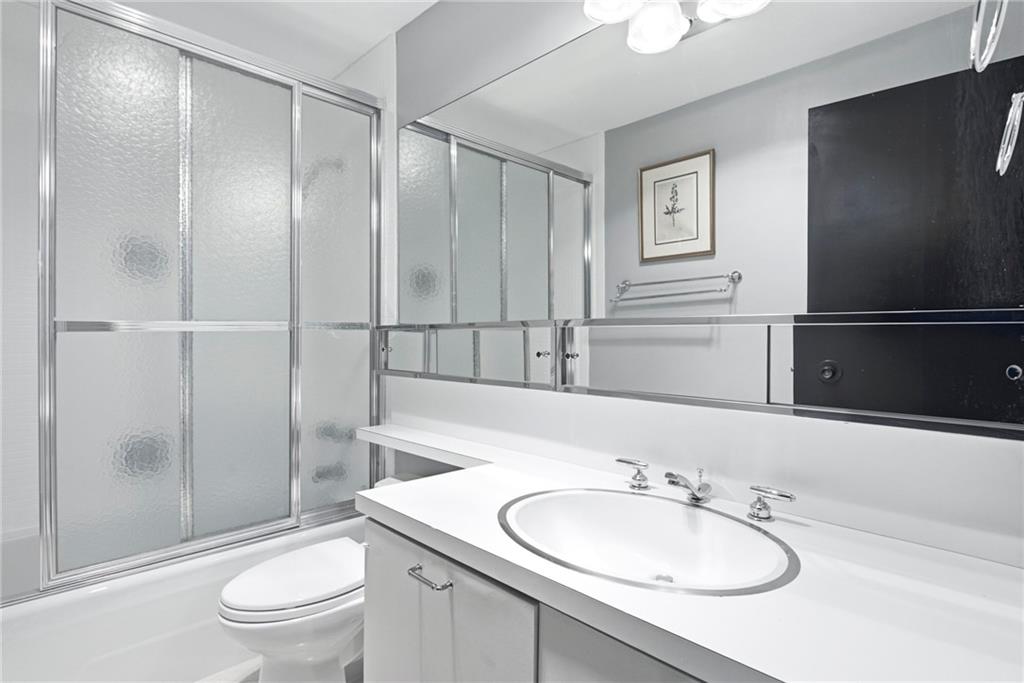 2575 Peachtree Road NE Unit 2E