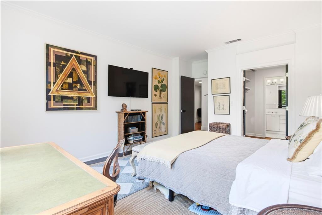 2575 Peachtree Road NE Unit 2E