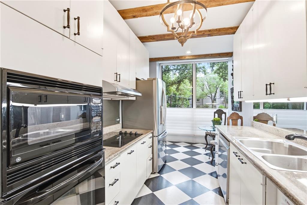 2575 Peachtree Road NE Unit 2E