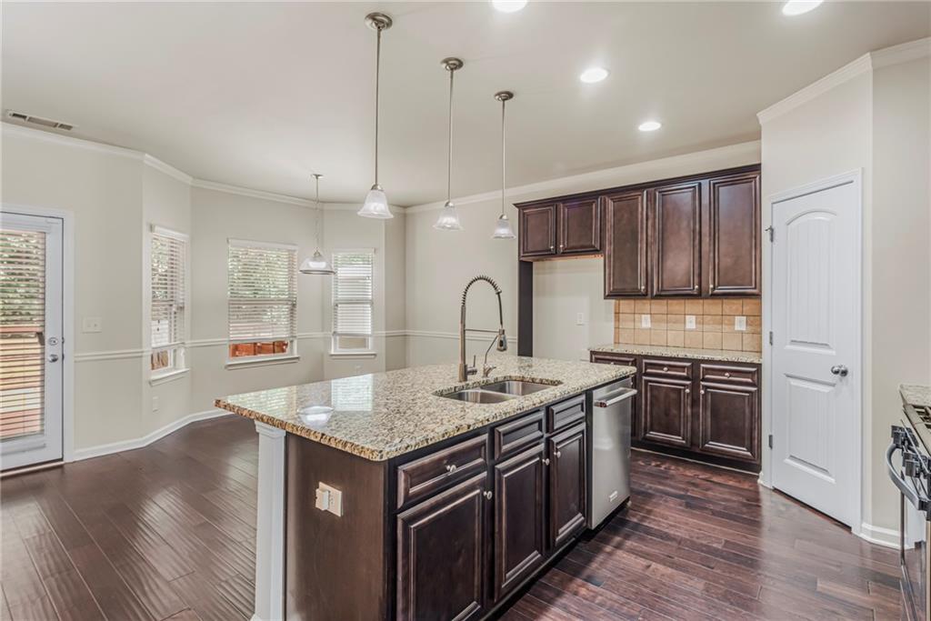 9372 Lantana Trail