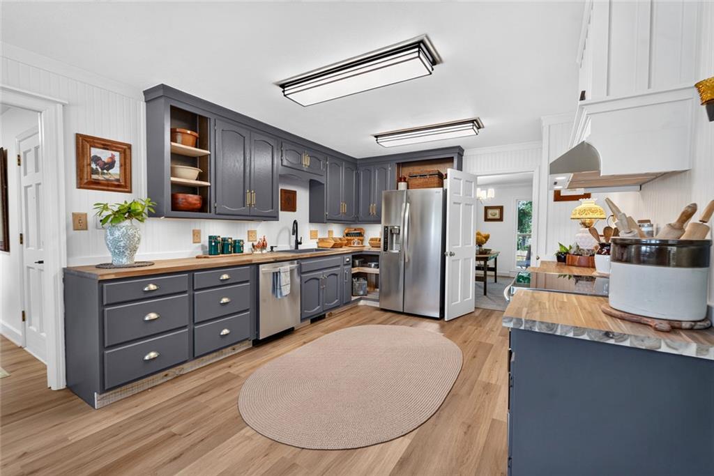 961 Birdie Road