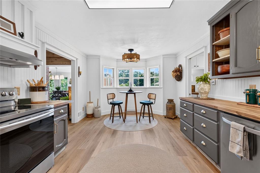 961 Birdie Road
