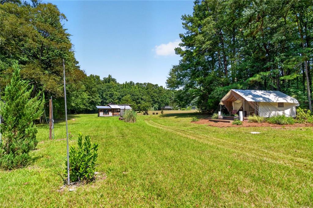 961 Birdie Road