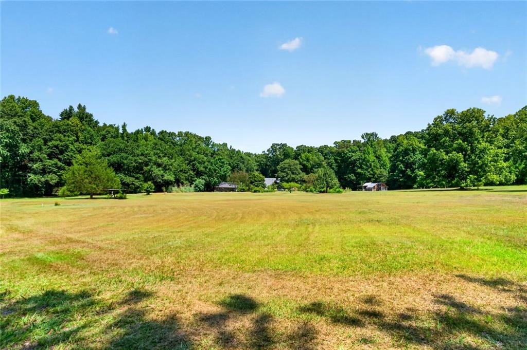 961 Birdie Road