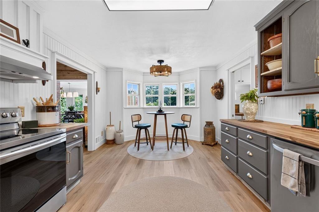 961 Birdie Road