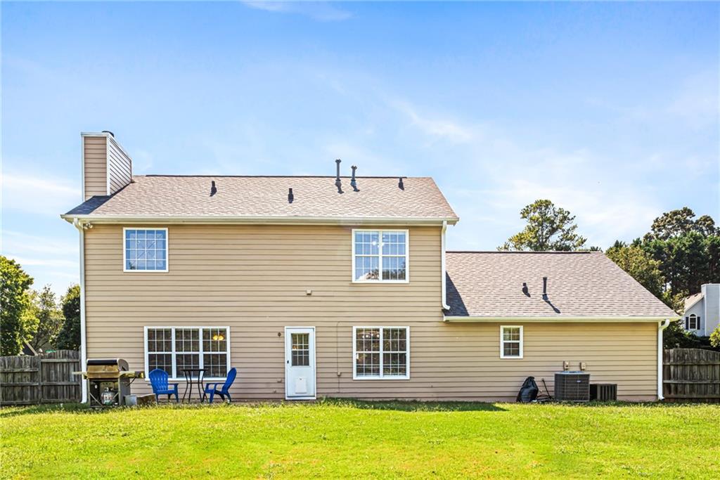 2586 Abbotts Glen Drive NW