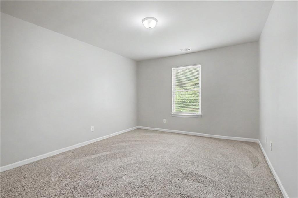123 W Lexington Avenue