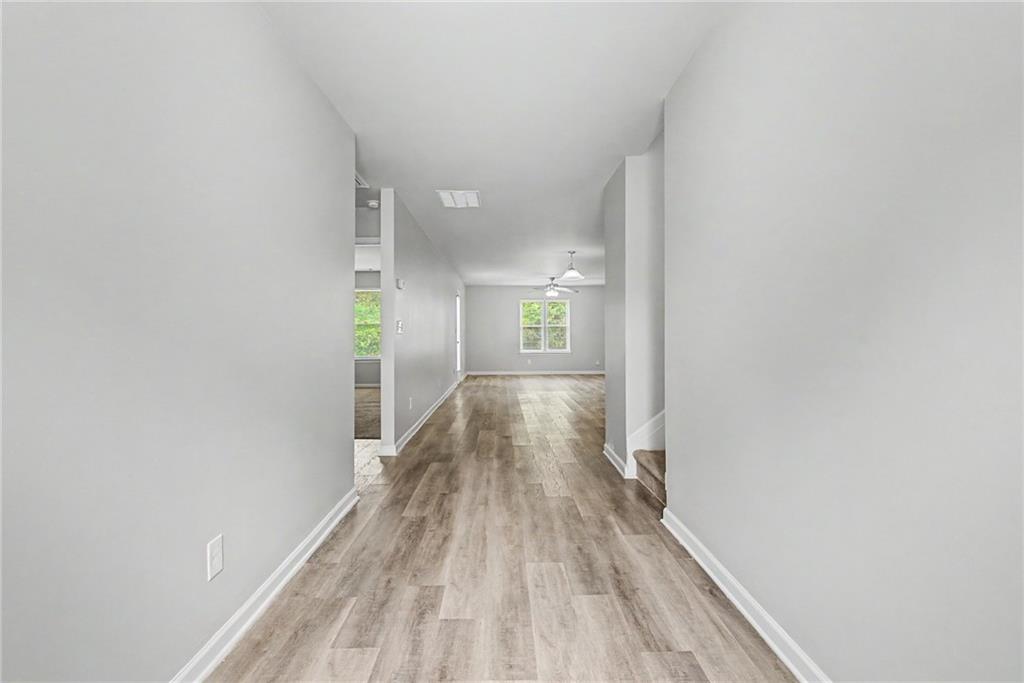123 W Lexington Avenue