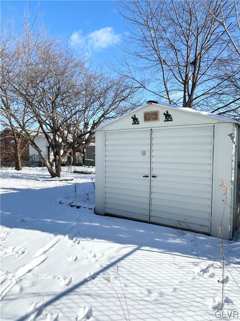 1920 East Greenleaf Street