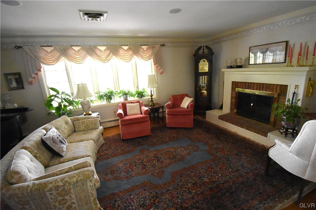 3557 Southwood Drive