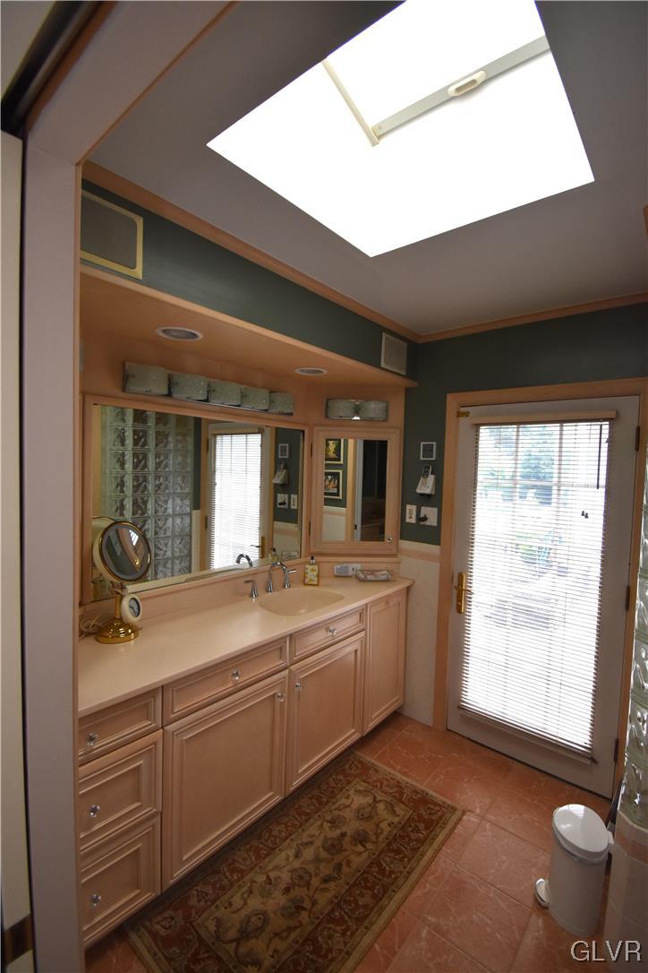 3557 Southwood Drive