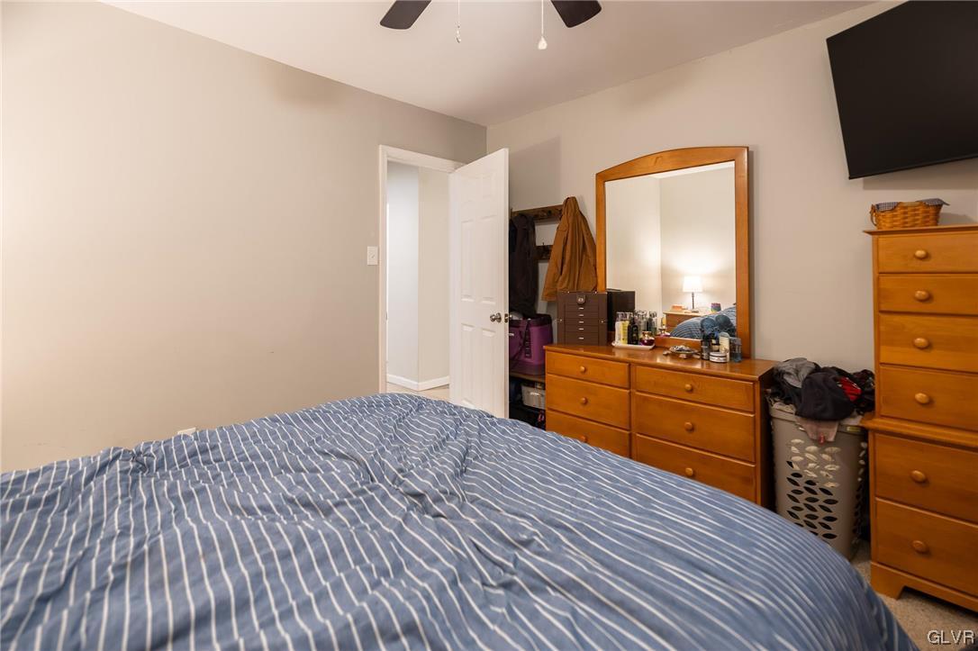 4282 West Mountain View Drive