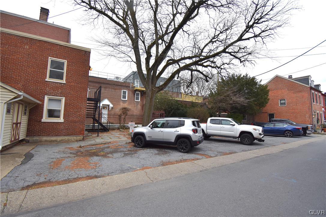 222 Spring Garden Street