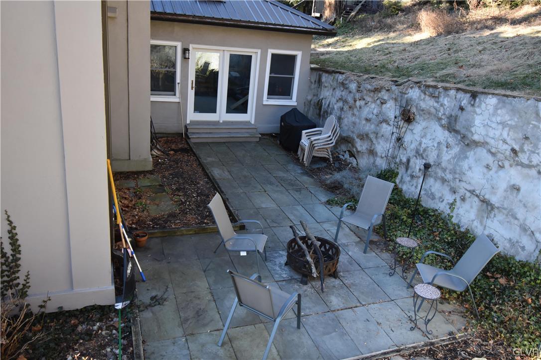 172 Lower Shawnee Avenue