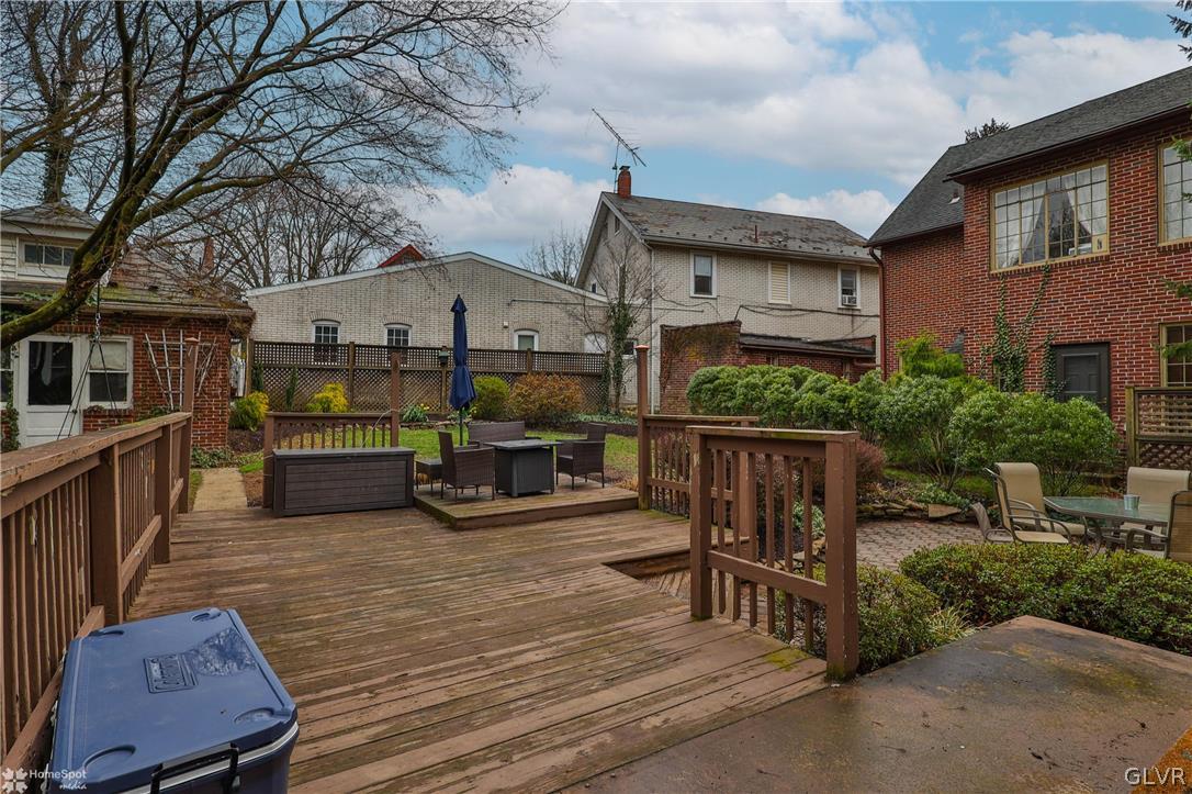 703 Mccartney Street