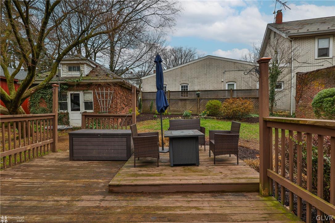 703 Mccartney Street