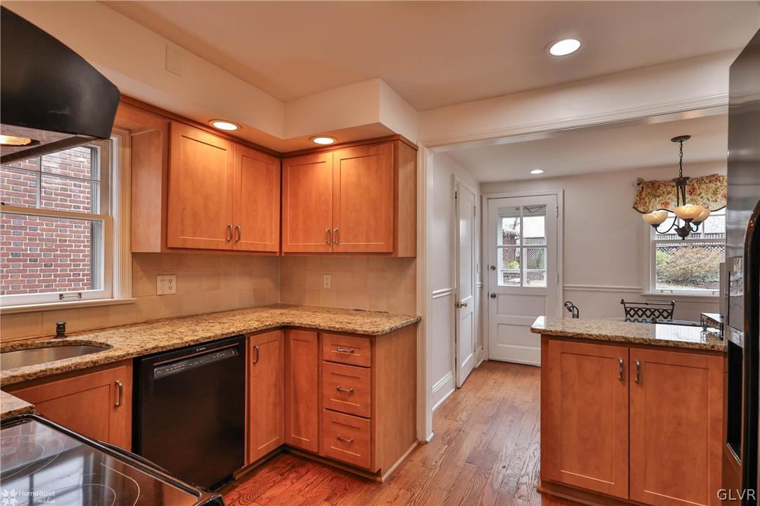 703 Mccartney Street