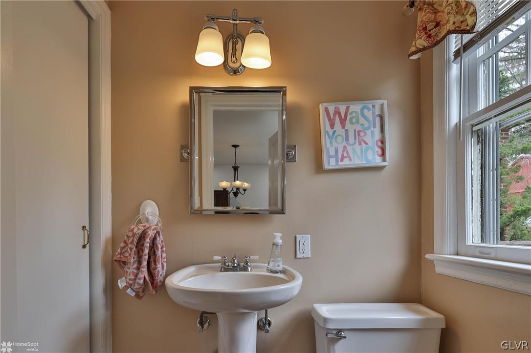 703 Mccartney Street