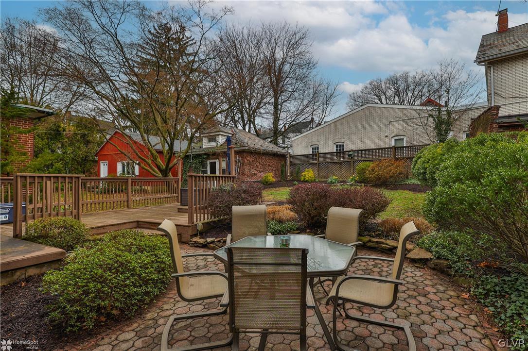 703 Mccartney Street